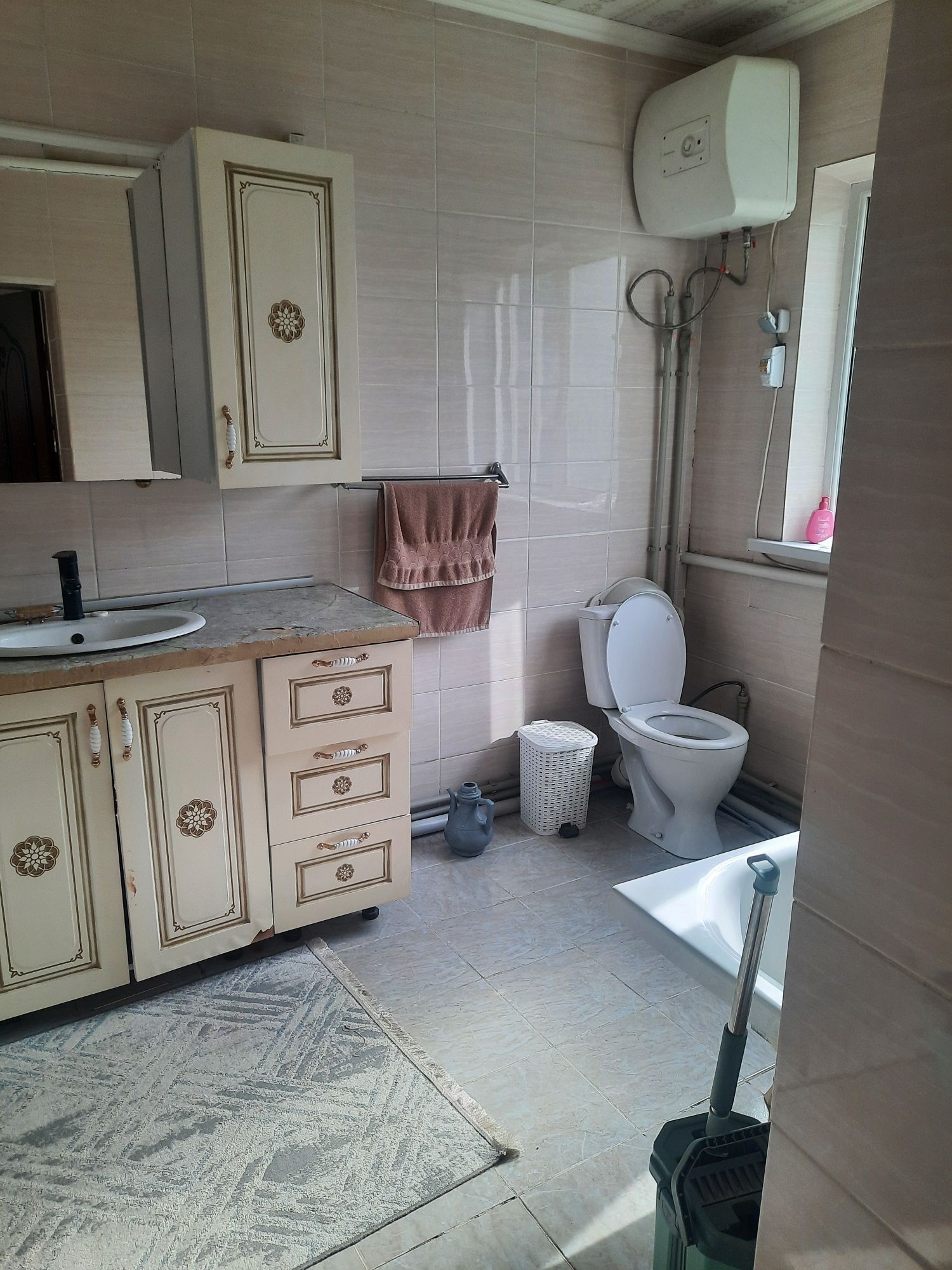 Продам дом из 7 комнат  120 кв
