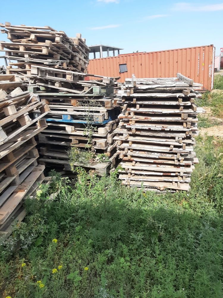 Продам поддоны б/у.