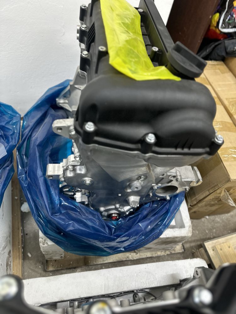 Новый мотор двигатель  G4FC на Kia Hyundai аксент серато елантра рио