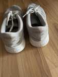 Кроссовки Adidas,в отличном состоянии,Суперлегкие.