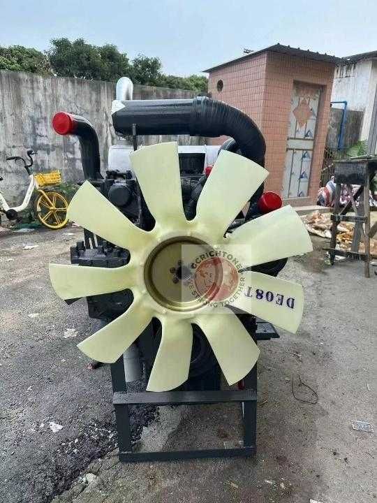 Дизельный двигатель ДВС Doosan DE08