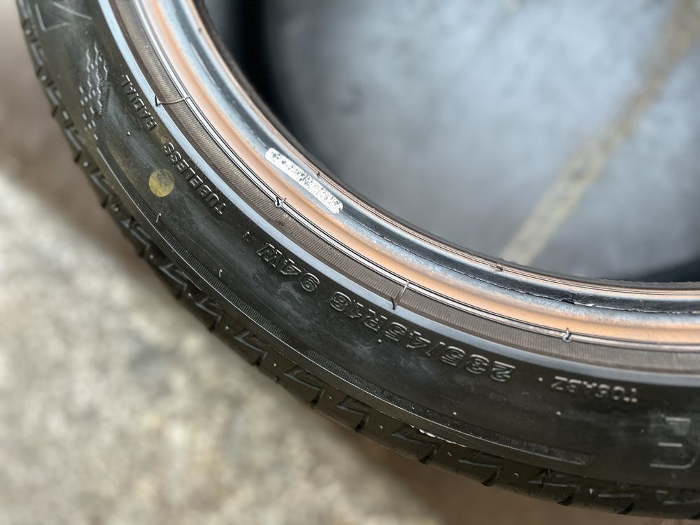 Продам одну шину Bridgestone