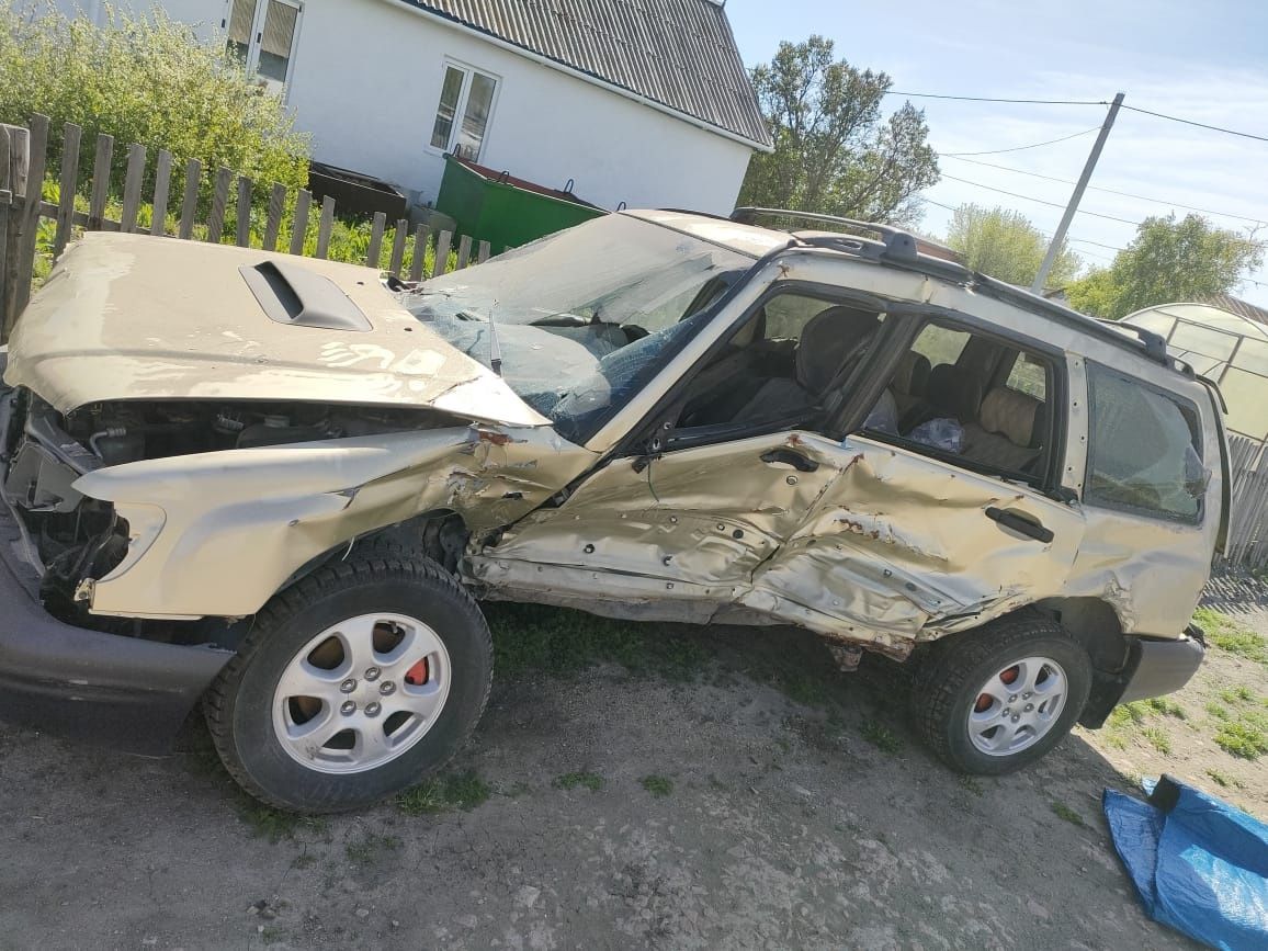 Продам Машину субару форестер 2001