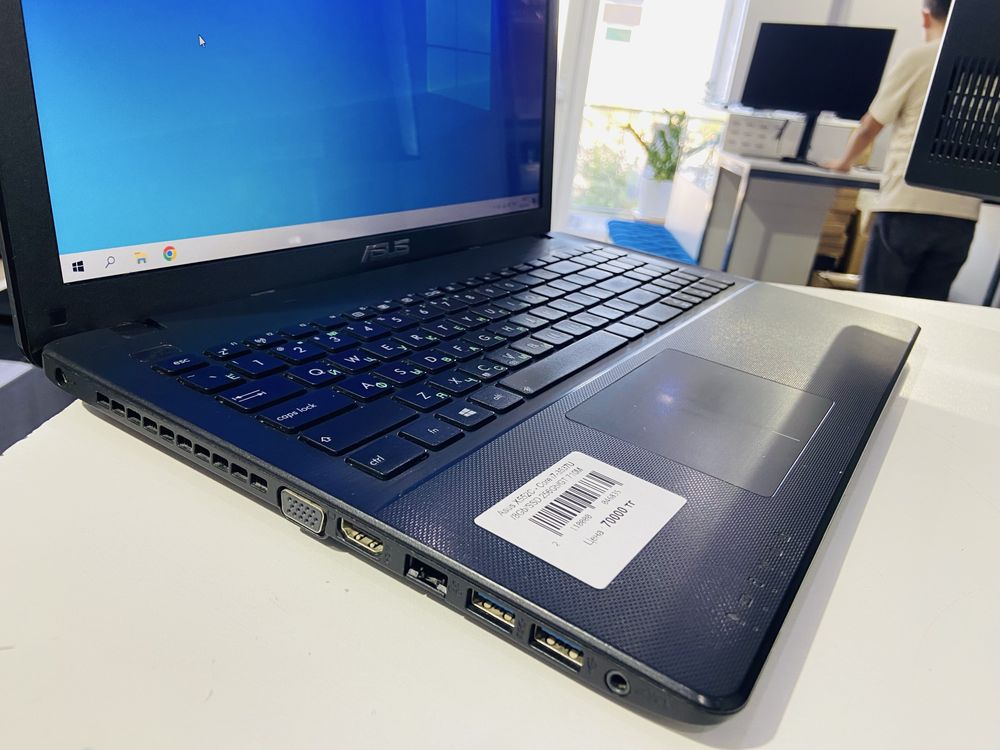 Рассрочка!!! Asus X552C - Core i7-3537U / 8Gb / SSD 256Gb / GT 710M