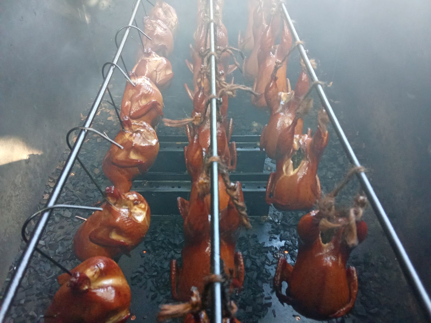 Копчёные перепела, охлажденное мясо перепелов.