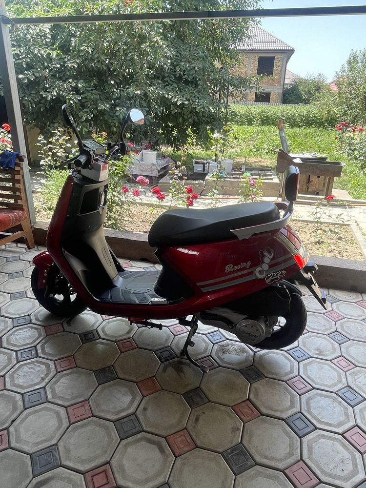 Скутер Honda Fashion Nion 49