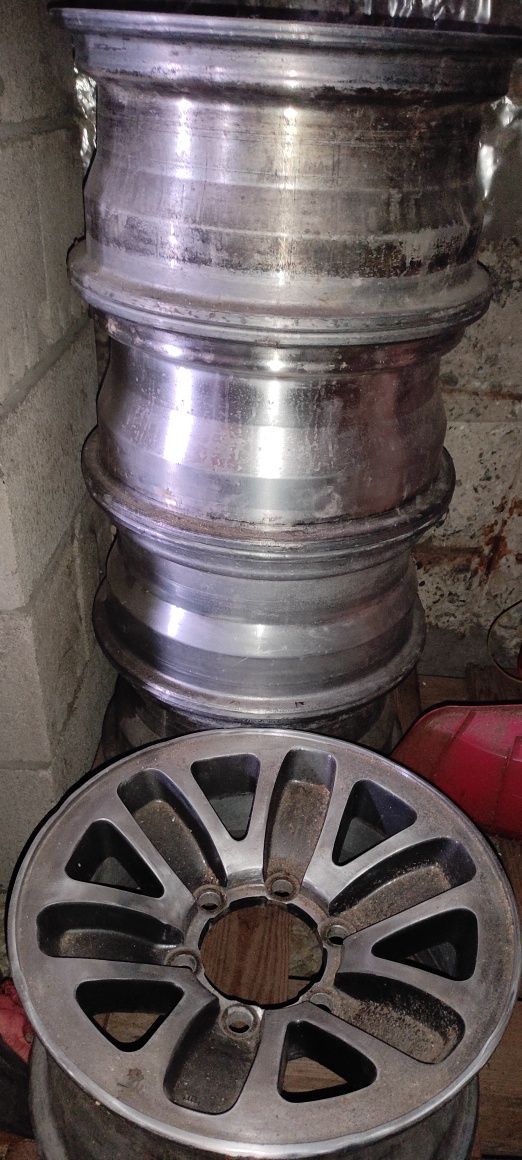 Продажа дисков r15 6х139.7