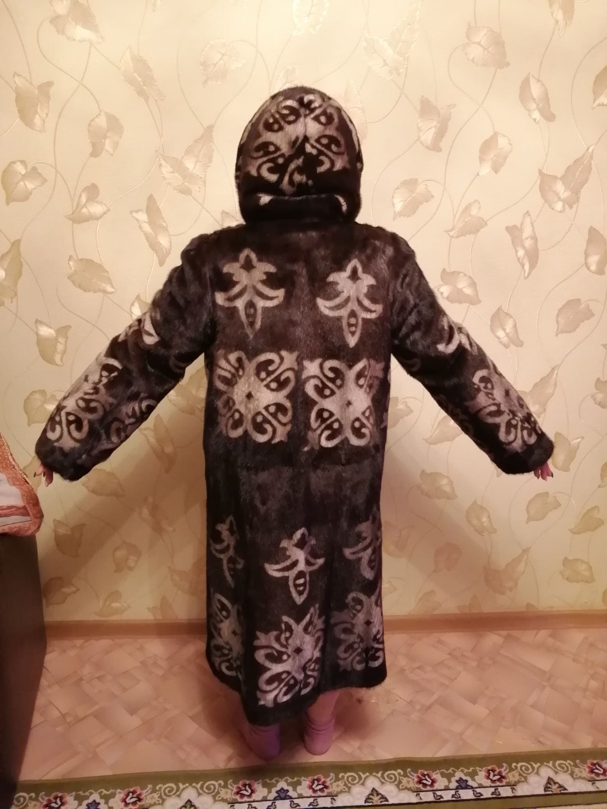 Продам шубу норковую не ношенную, подкладка, мех, пр греция