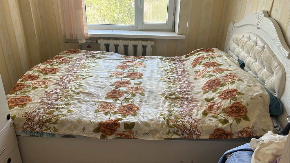 Продам кровать б/у