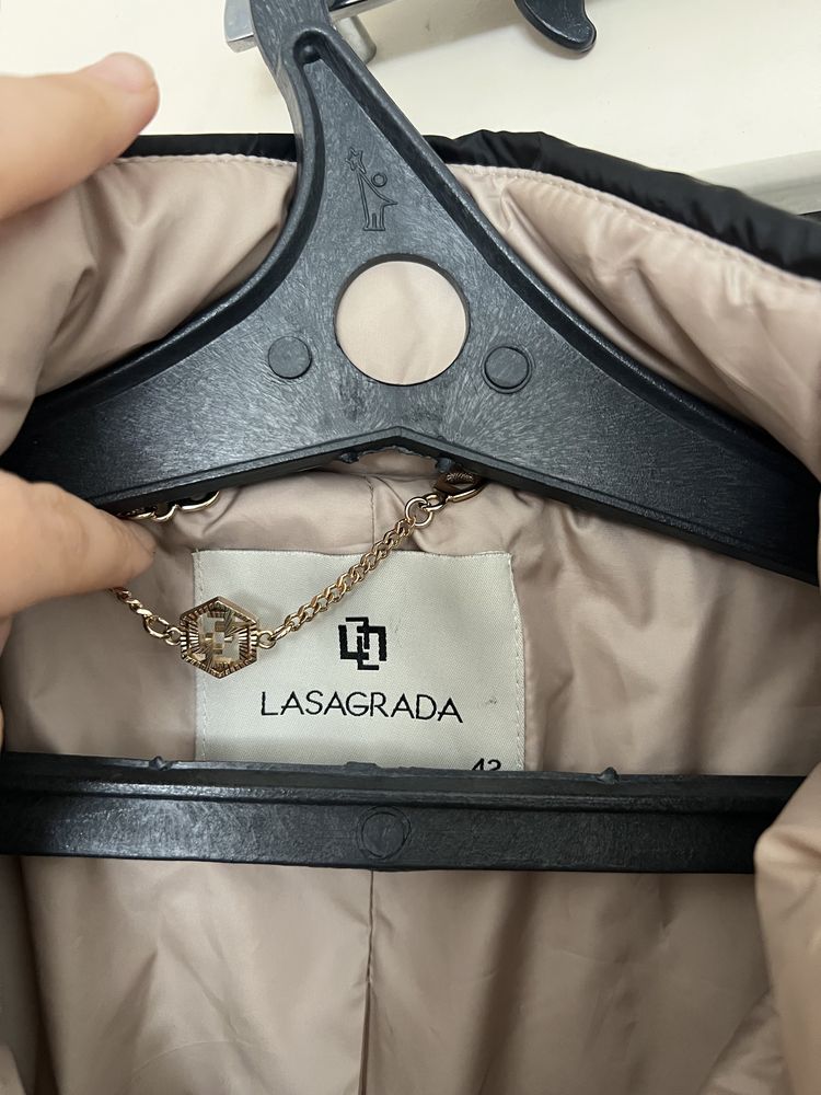 Куртка женская Ласаграда