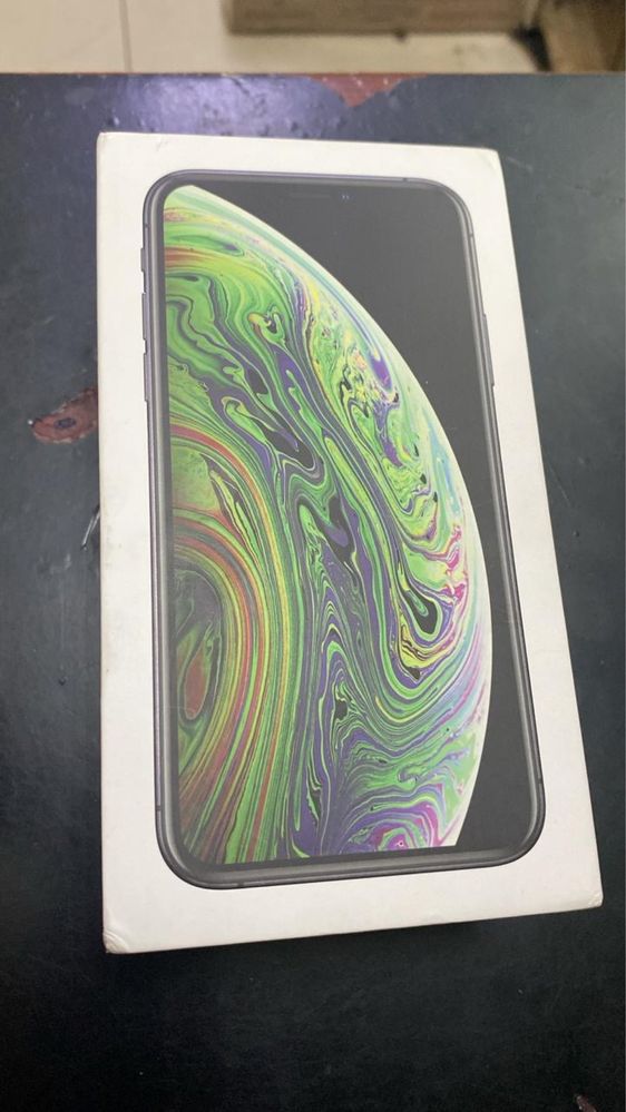 Продам айфон xs 10