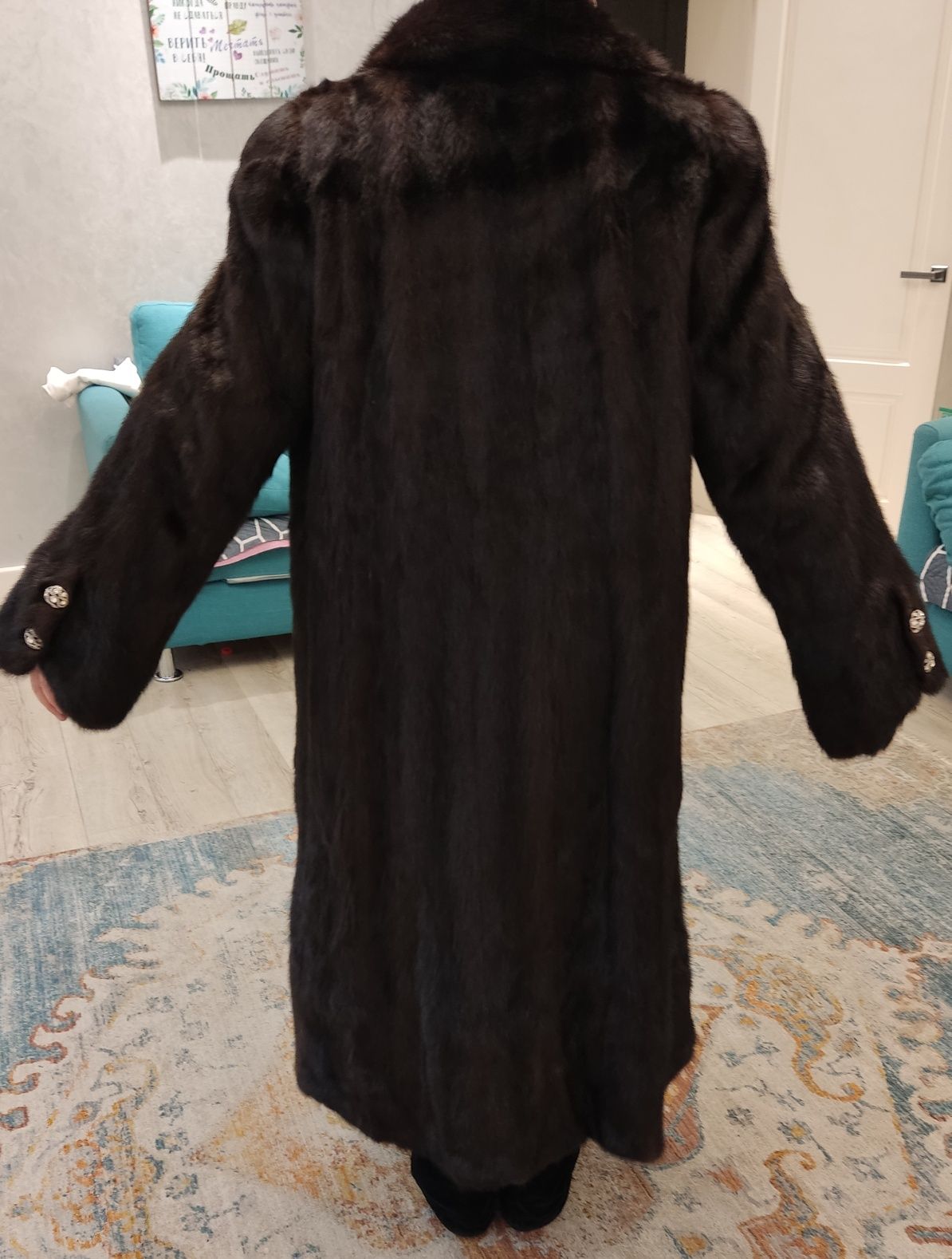 Норковая шуба, срочно продам