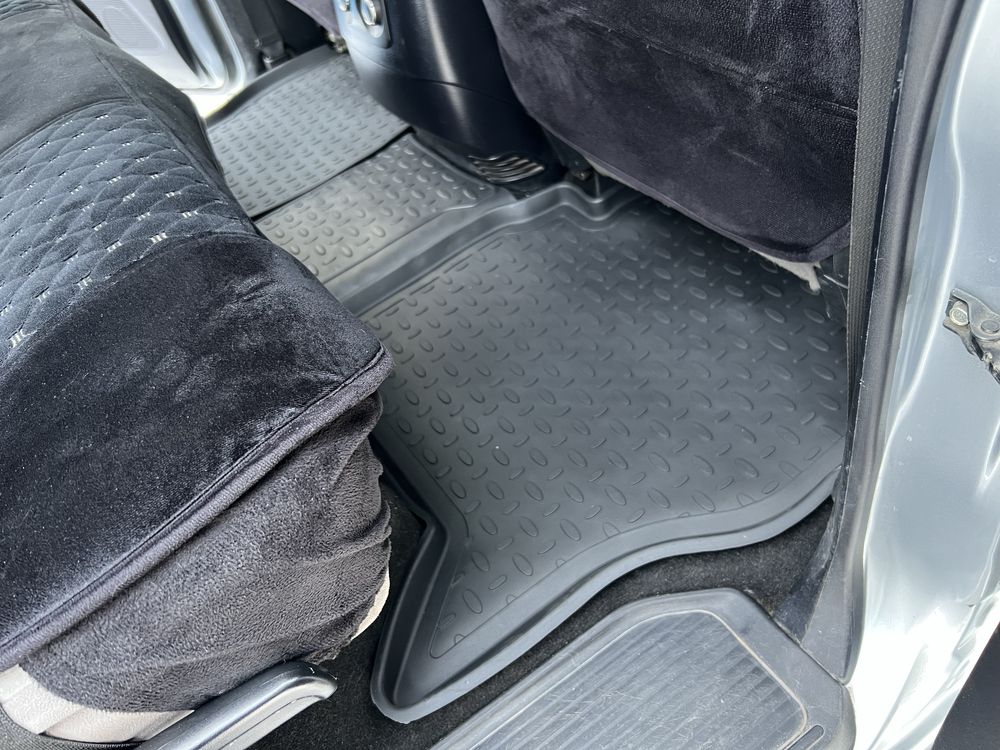 Коврики в салон Mitsubishi Pajero 4 с 2006 по 2022