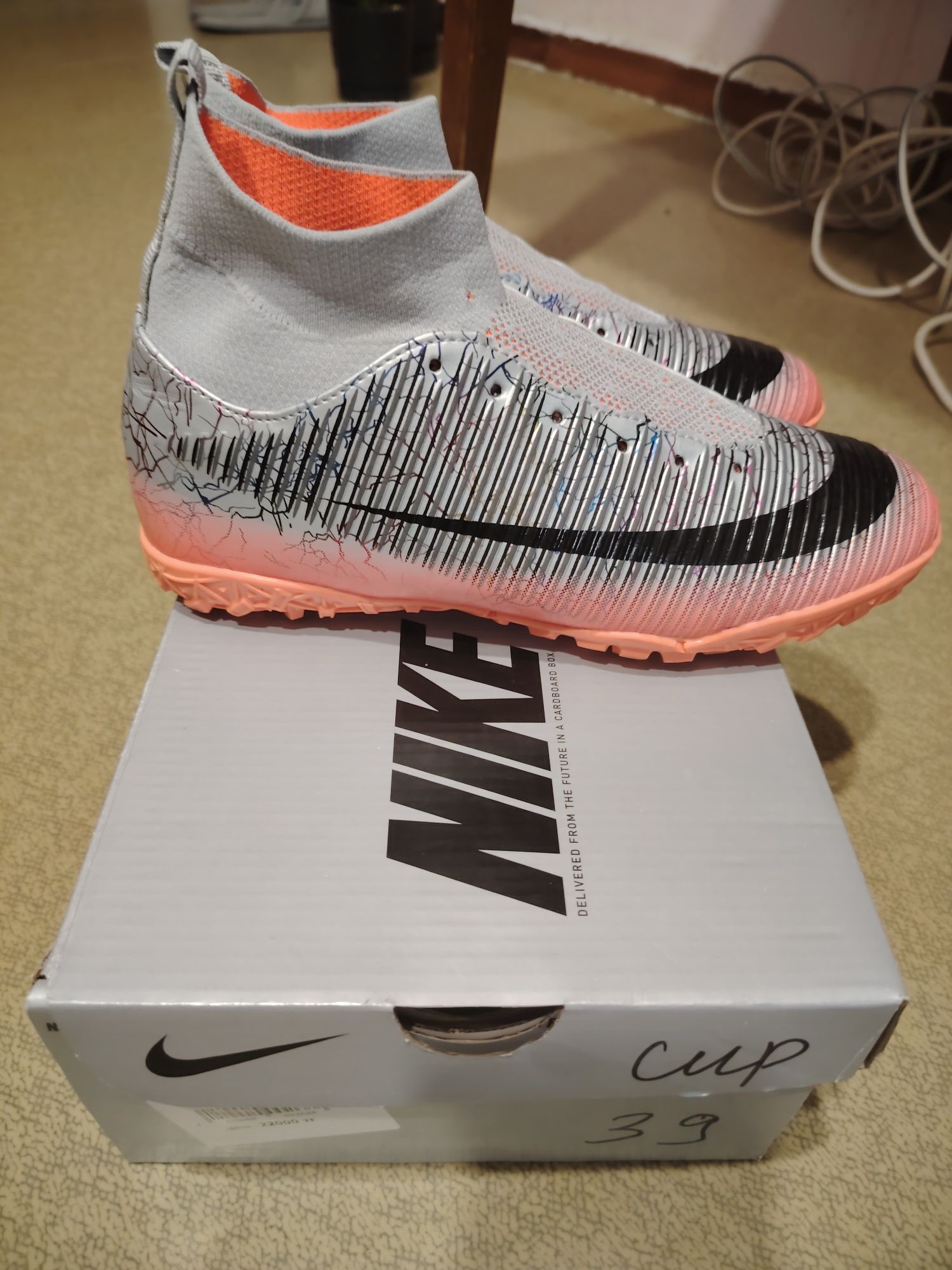 Сороконожки 39 р nike
