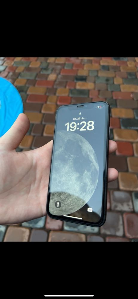 Iphone 11, в идеале с коплектацией