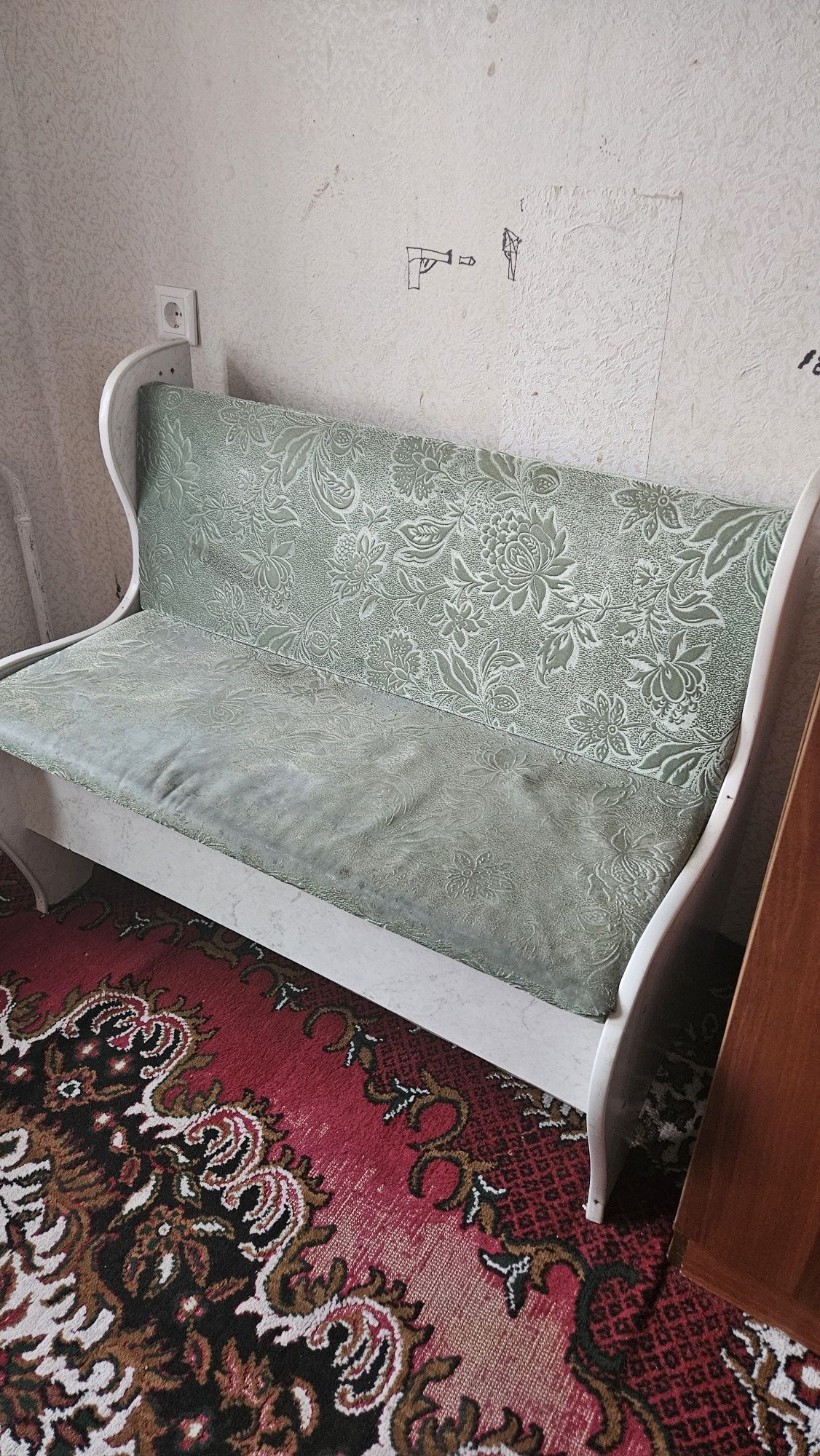 Прихошка шкаф кухнный