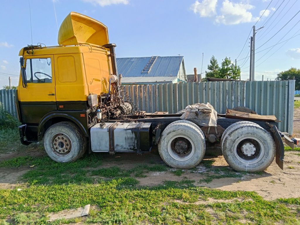 МАЗ 6422 с прицепом