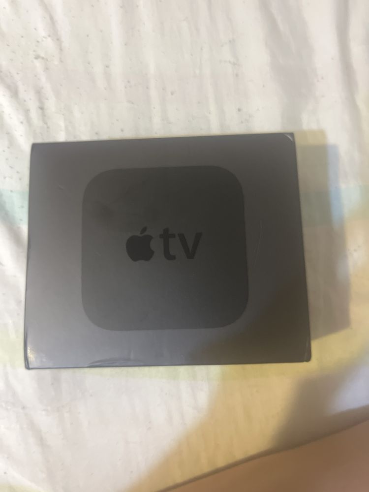 Продам Apple tv 64 gb