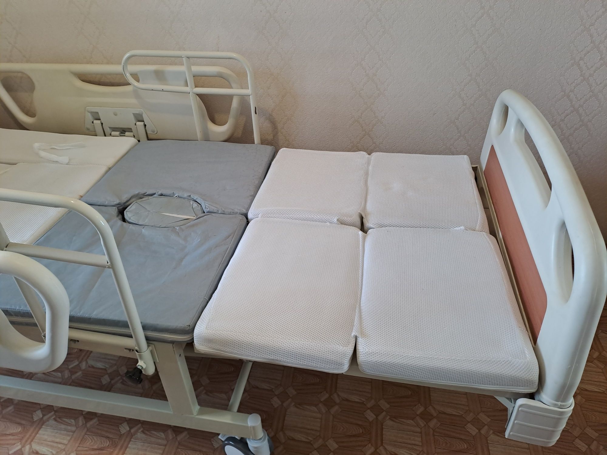 Продам б/у электроприводную кровать для лежачих больных