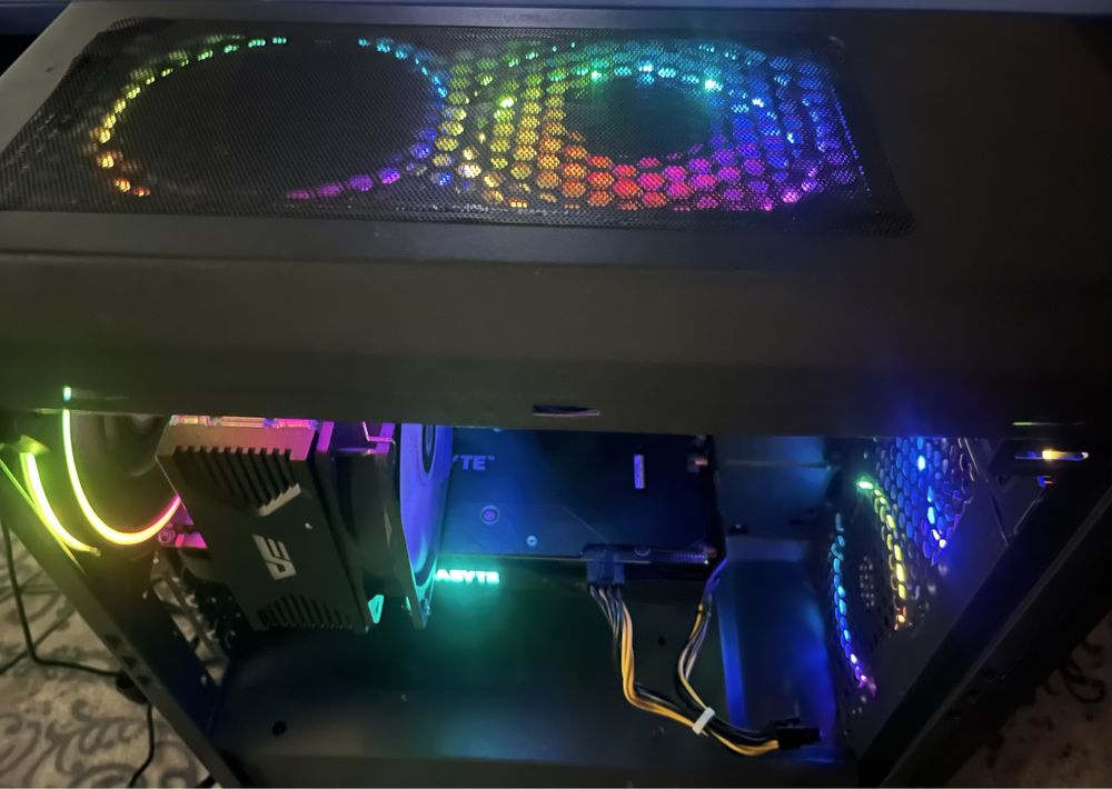 Игровой Компьютер i7-8700/GTX1070ti/озу16гб/1,5tb
