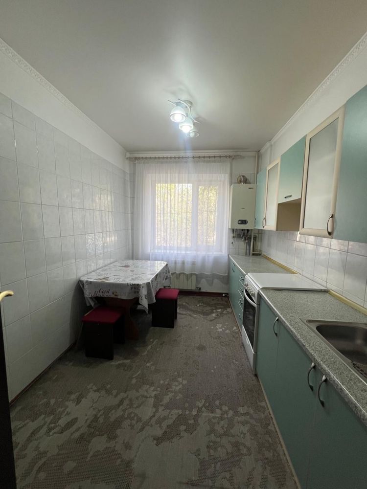 Продам 3 комнатную квартиру в центе Каскелена