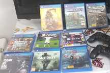 Продаю PS4 срочно