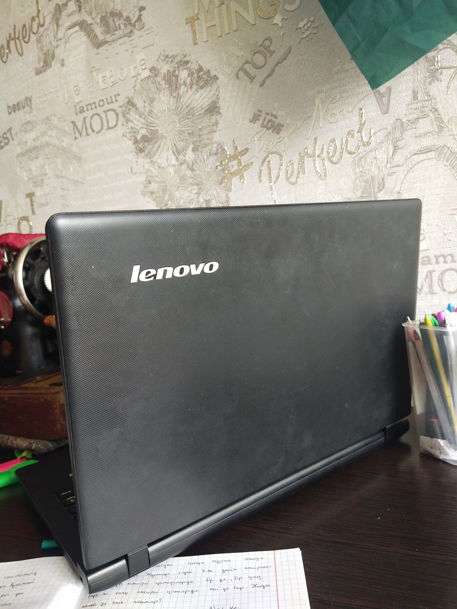 Ноутбук Lenovo не успел пользоваться, очень хорошо работает