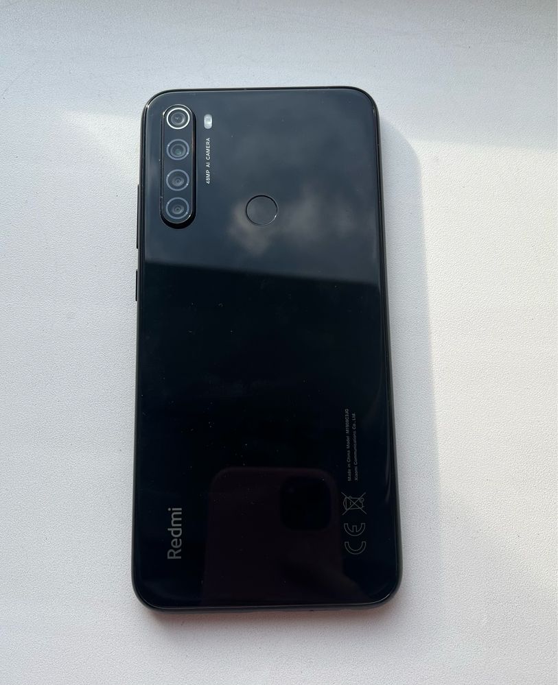 Телефон Redmi Note 8