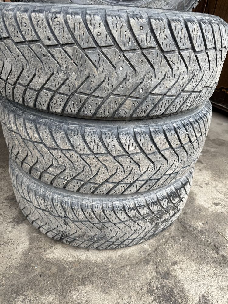 Резина 215.65.R16