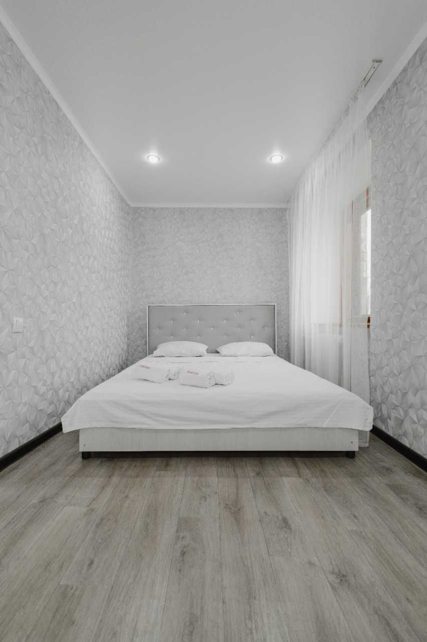 2-ком квартира помесячно в центре. ЛЮКС. КТВ/WIFI от VH.