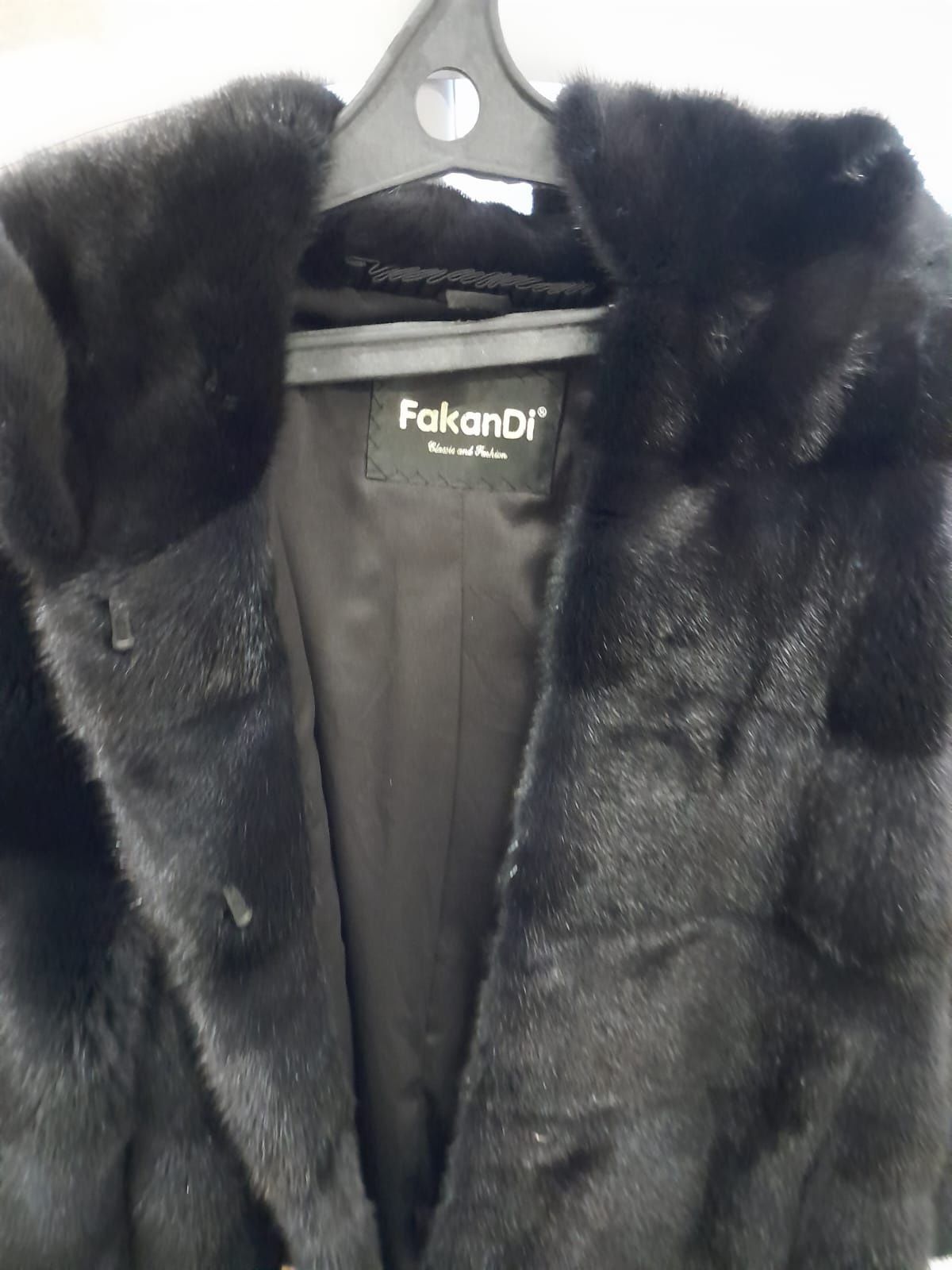 Продам шикарную шубу