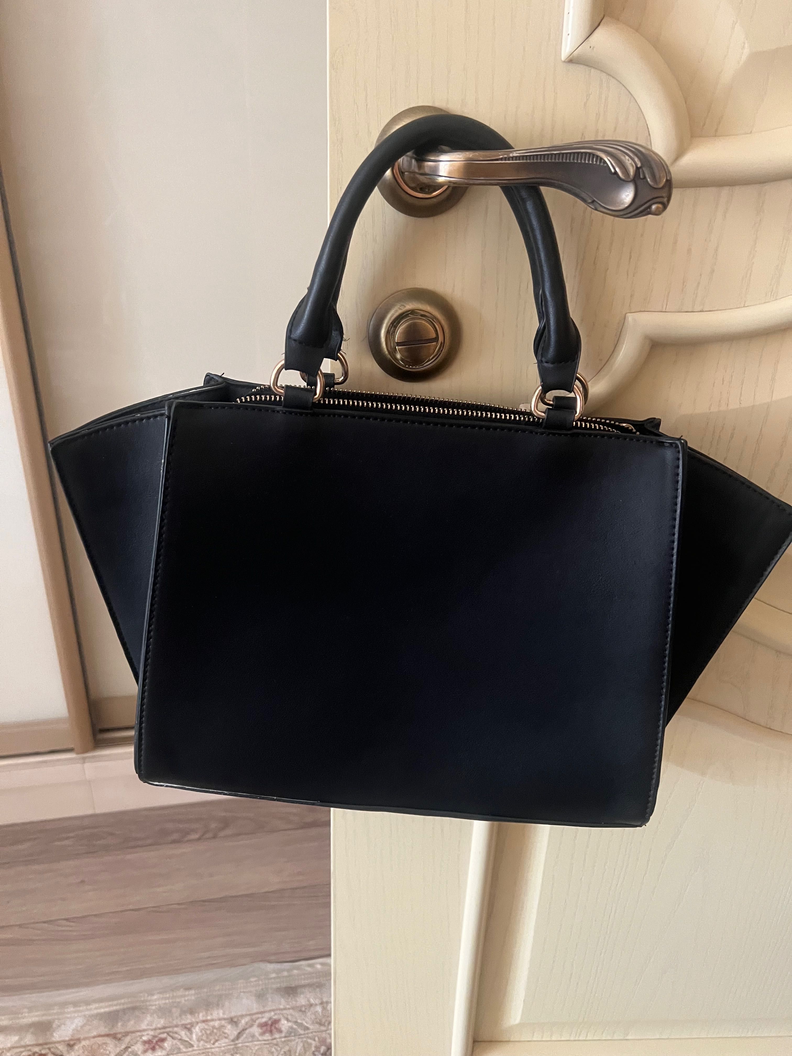 Продам сумки : черного ( Stradivarius) Испания и молочного цвета, рюк
