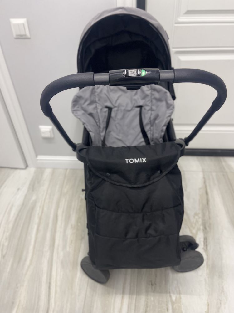 Продам коляску от Tomix
