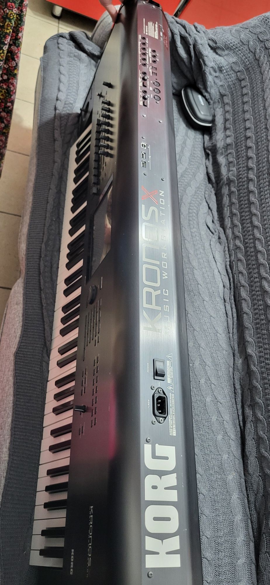Korg Kronos X 73 клавиши. Продаю.