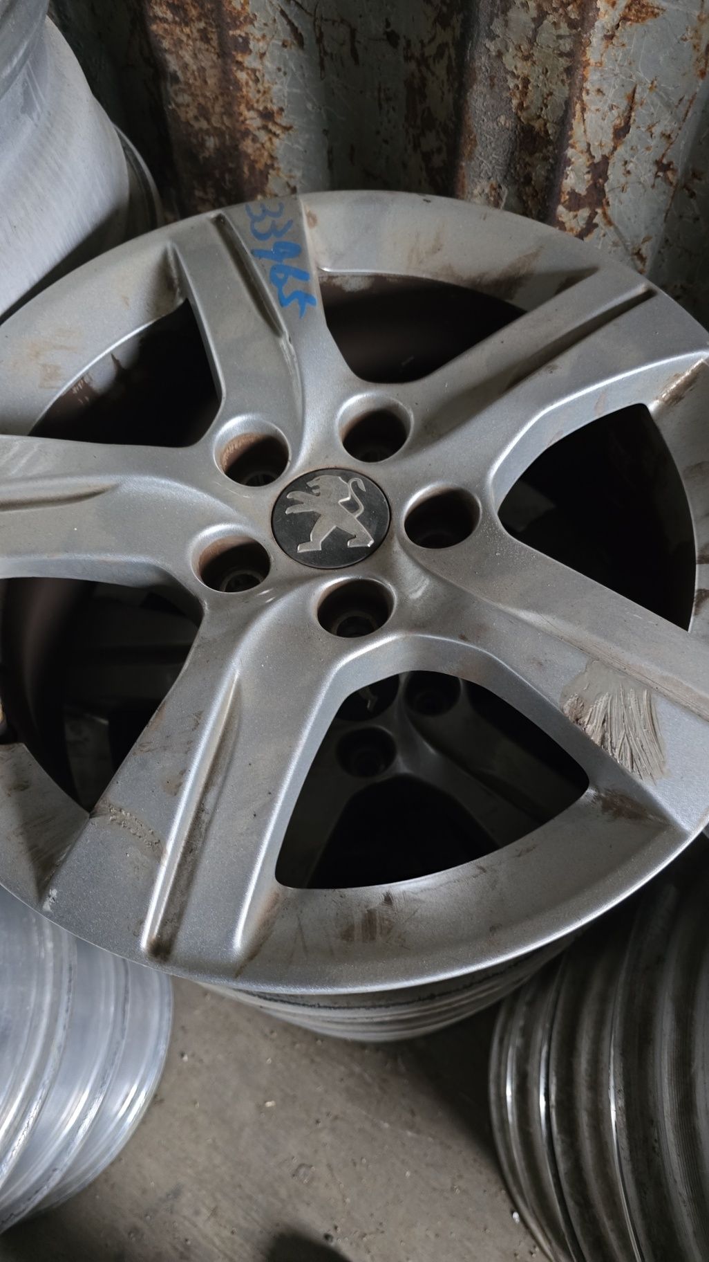Диски на пежо R16 R17 R18