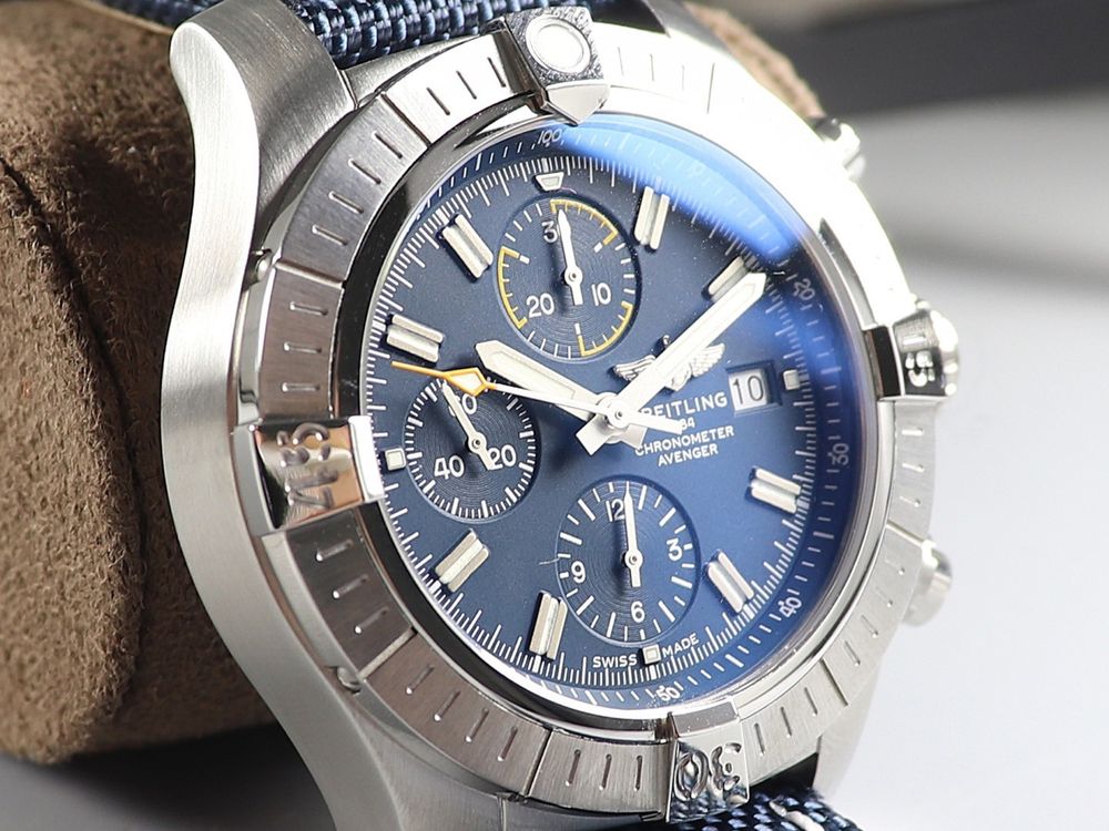 Breitling Avenger Automatic 43 Blue Dial Men's Watch