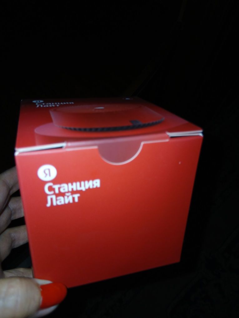 Берите и пользуйтесь удобной и компактной колонкой
