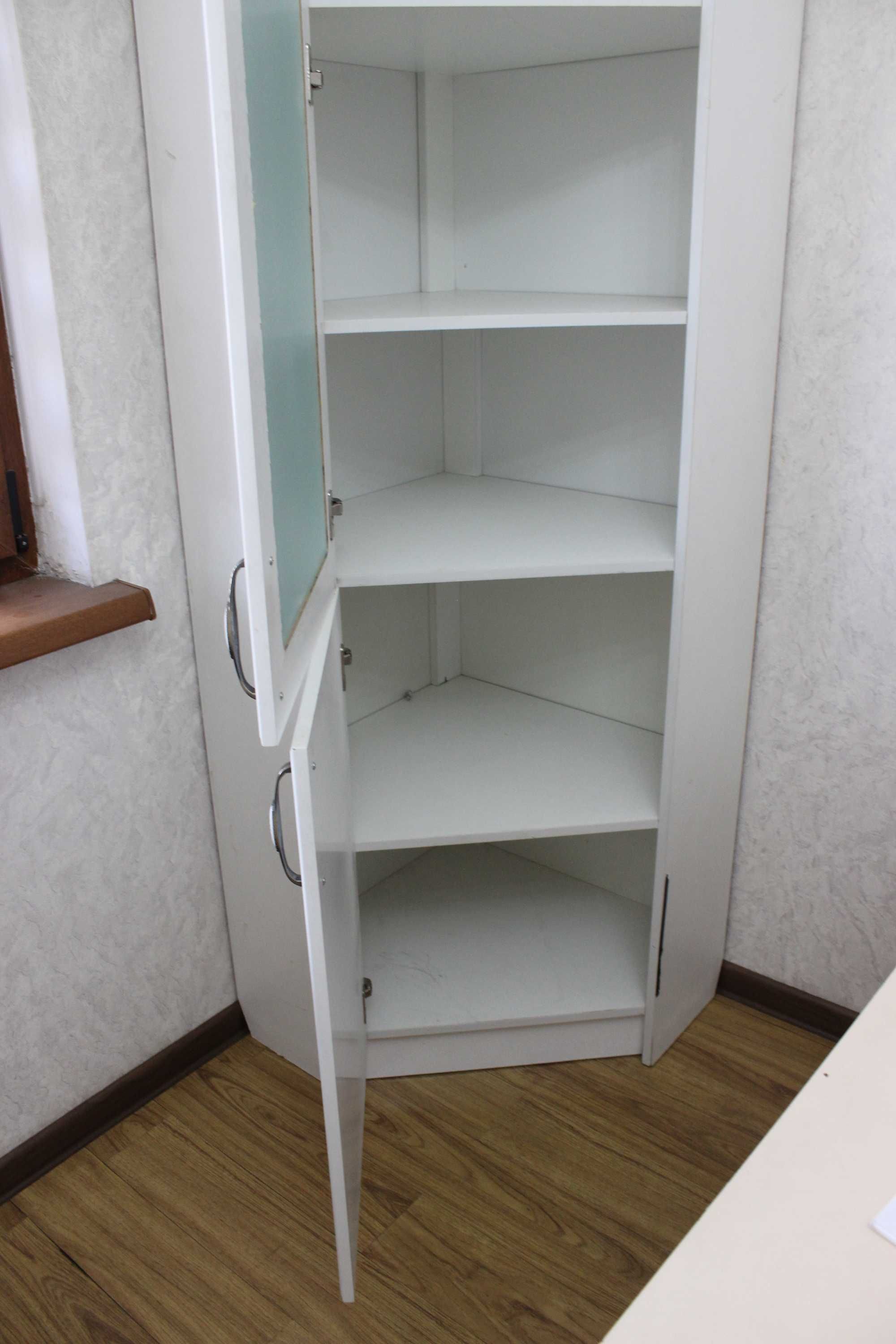 Шкаф угловой высокий белый