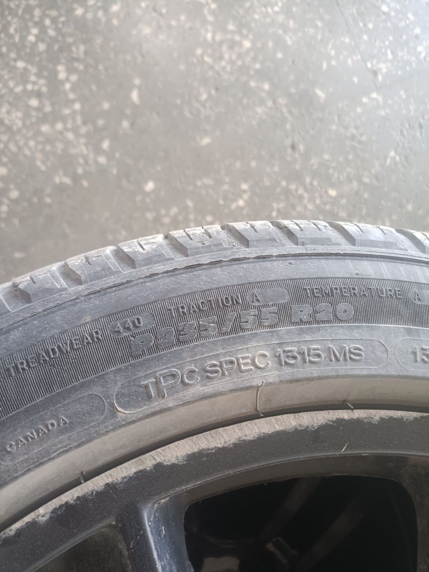 Резина (MICHELIN) 235/55/20