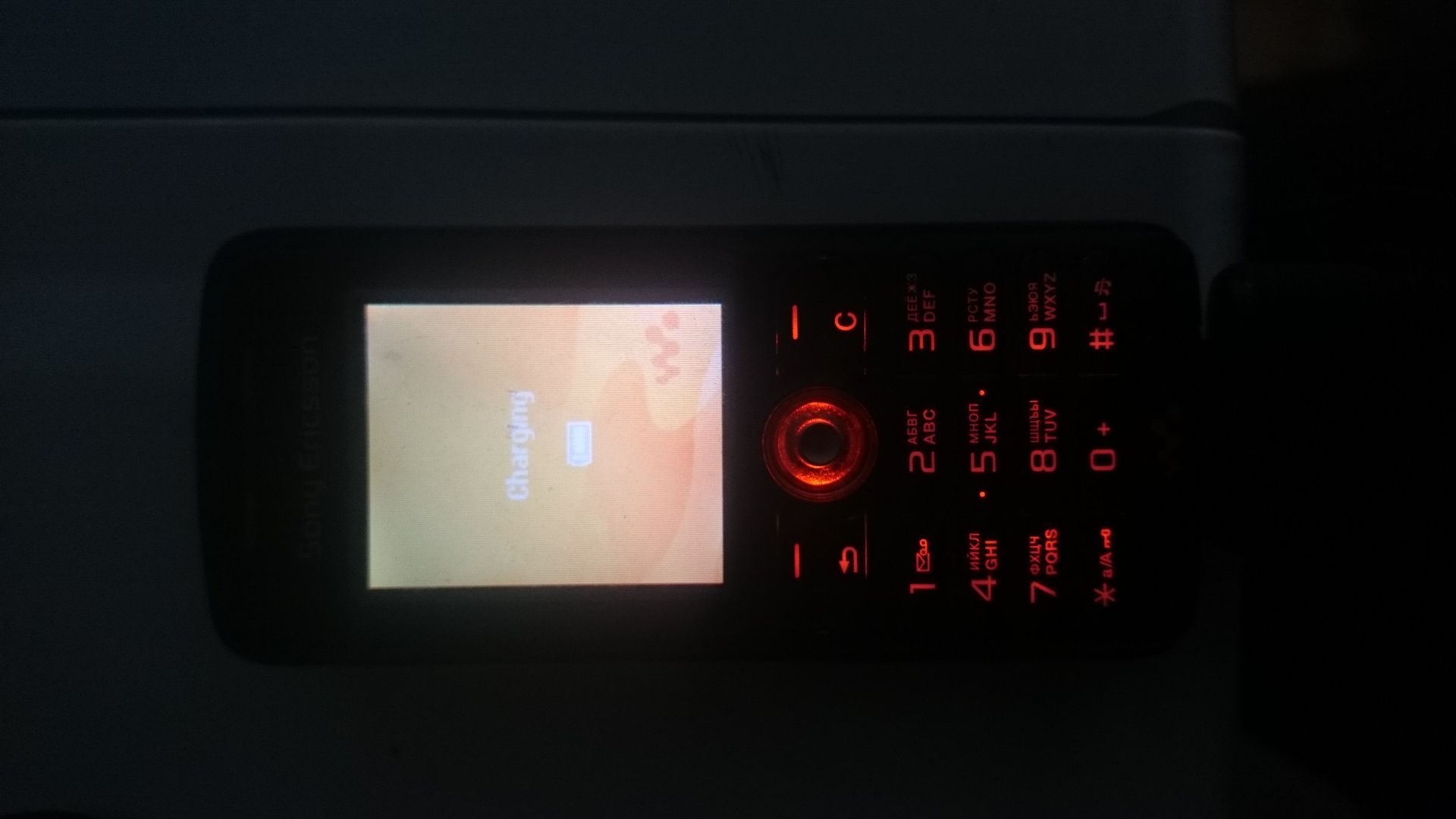 Sony Ericson w200i отличном состоянии