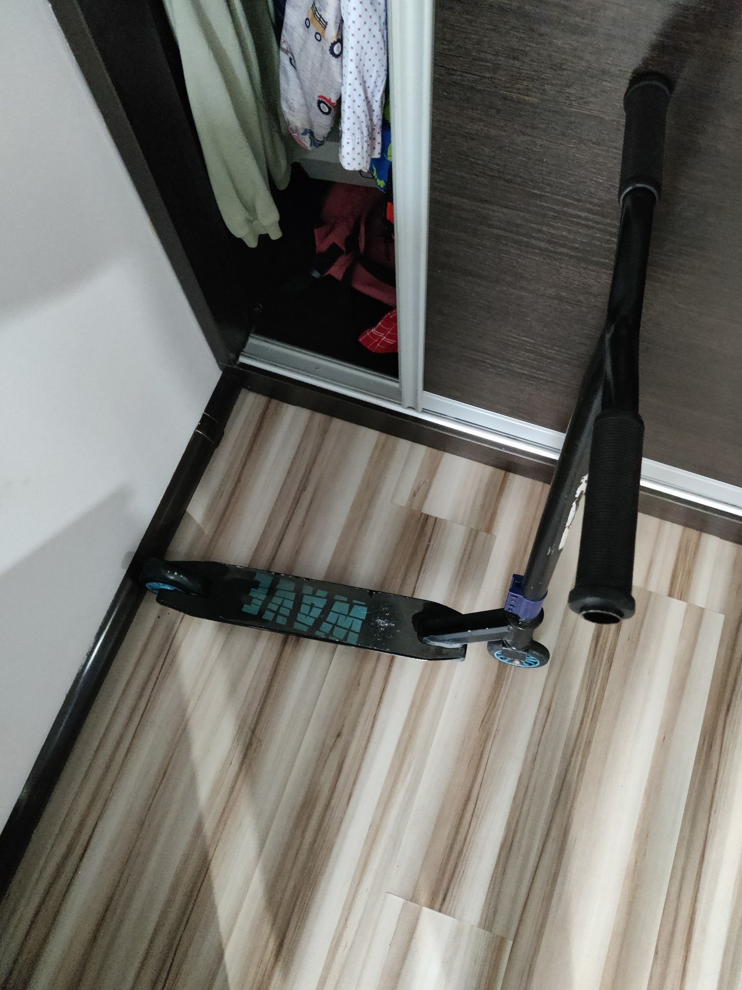 Продам трюковой самокат