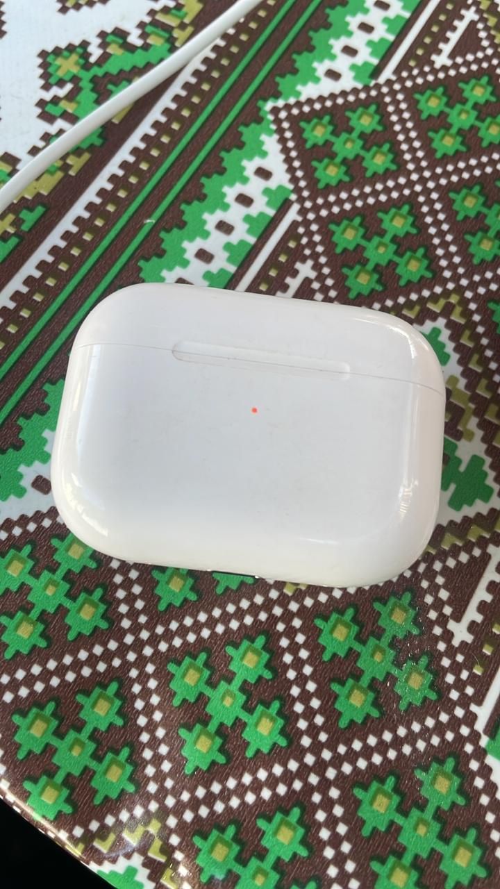 Наушники Эйрподс
