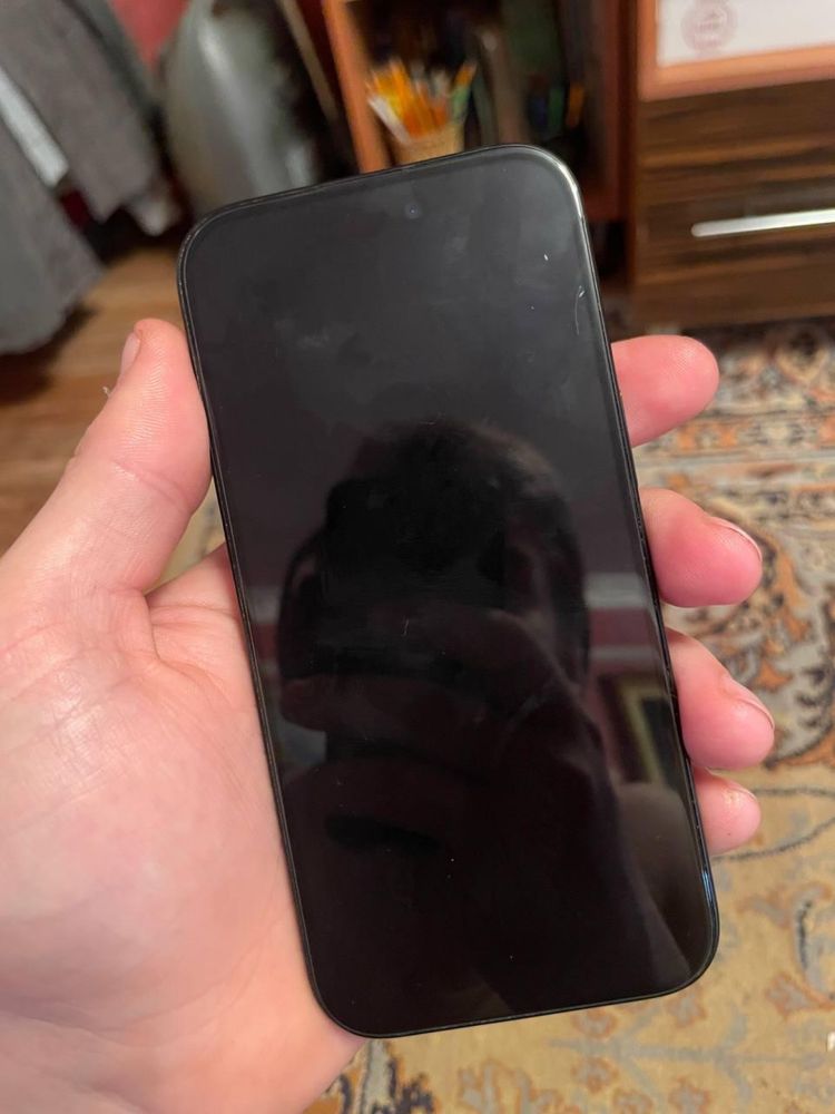 Поменяю iphone 15 128gb