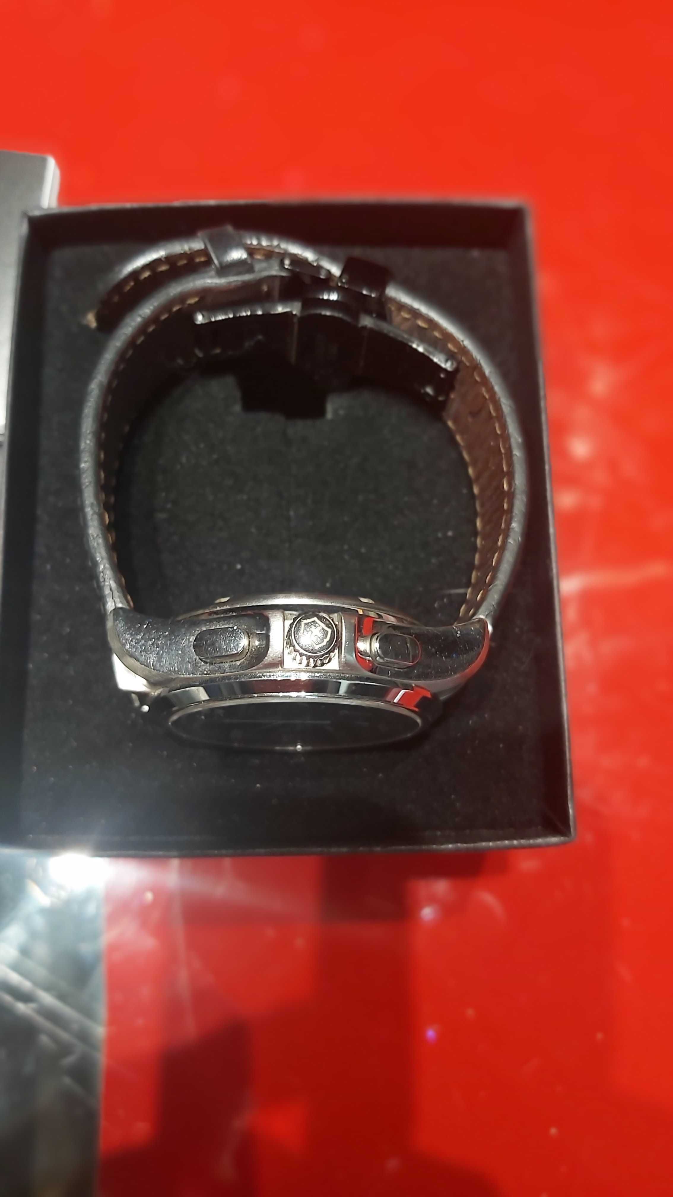 Victorinox swiss army