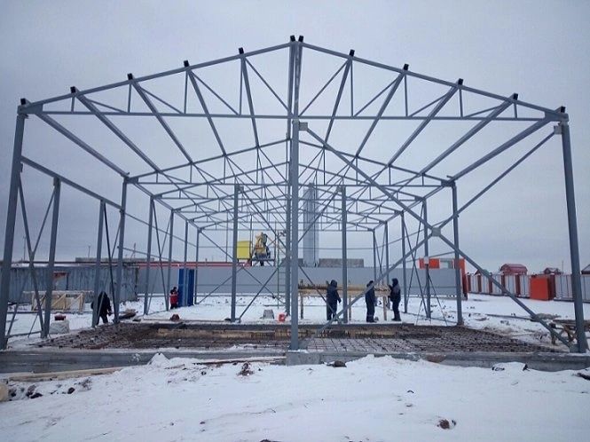 Монтаж сэндвич панелей, Металлоконструкция