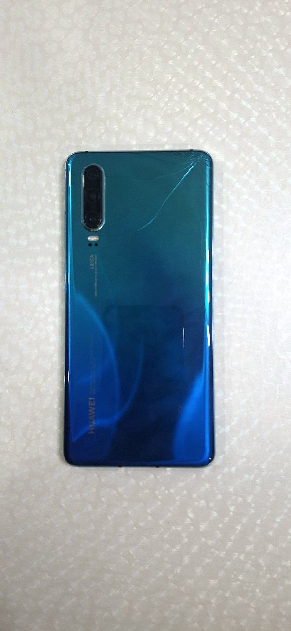 Продаю б/у Huawei P30