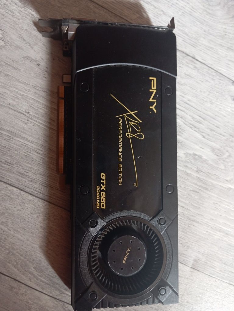 Продам GTX 660 2 Gb DDR5