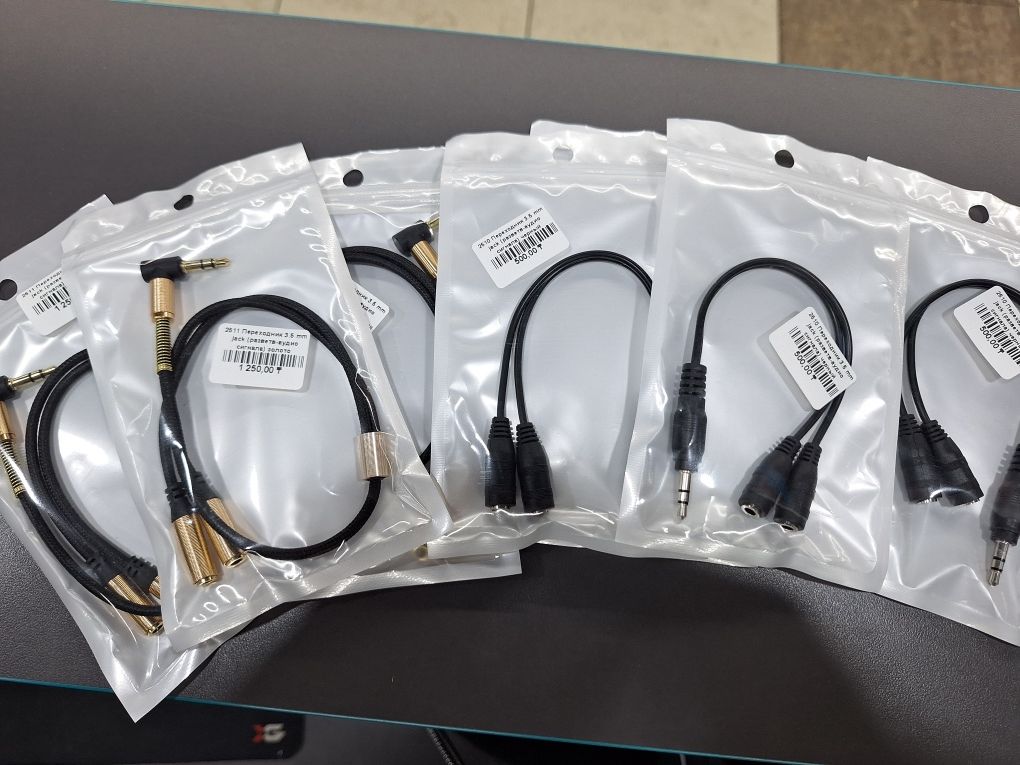 Продам OTG переходники, USB-хабы, AUX, картридеры и тд