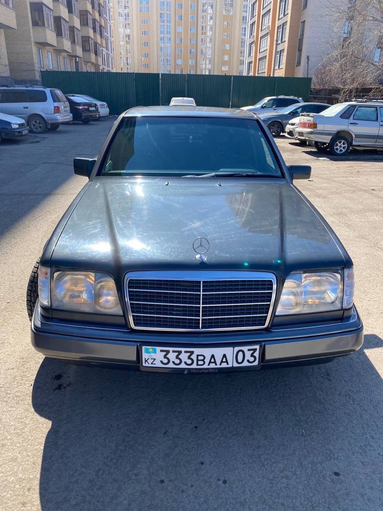 Продам автомобиль мерседес бенц