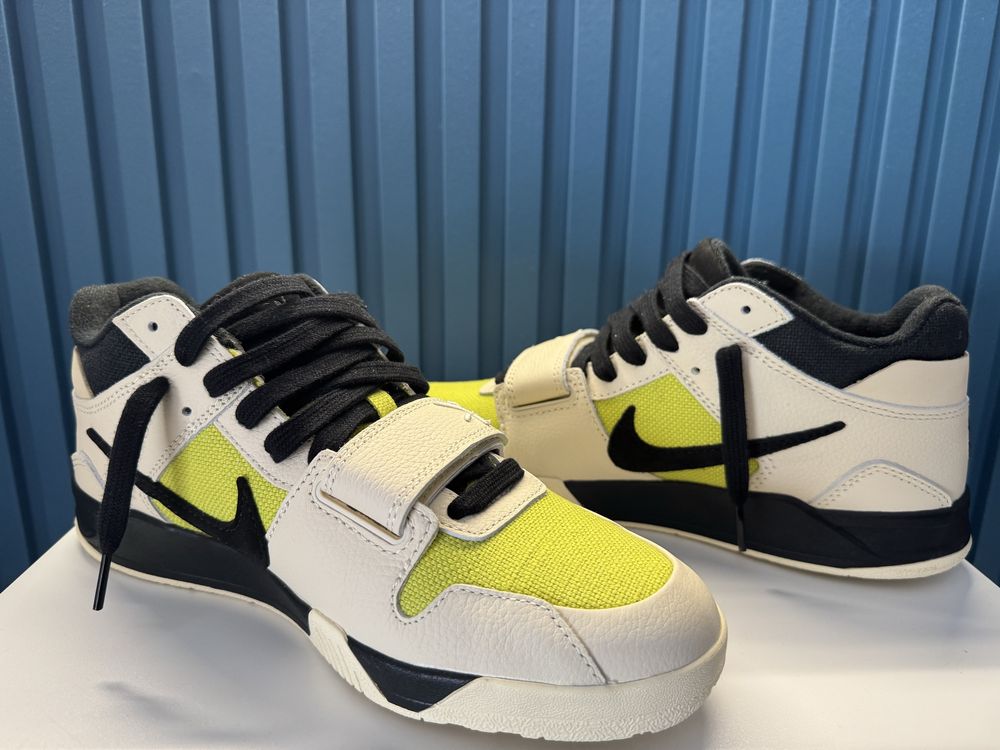 Travis Scott x Jordan Jumpman Jack “Bright Cactus”